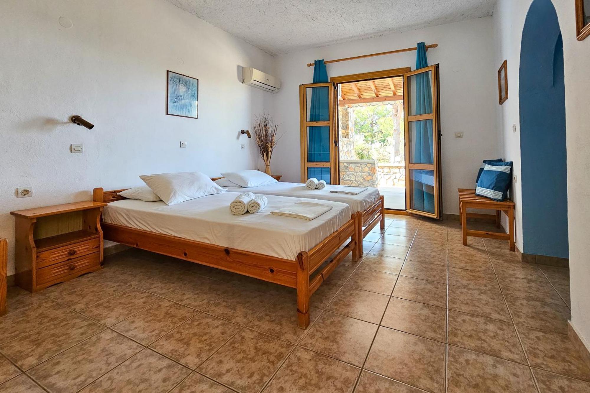 Aparthotel George Seaside Serviced &
