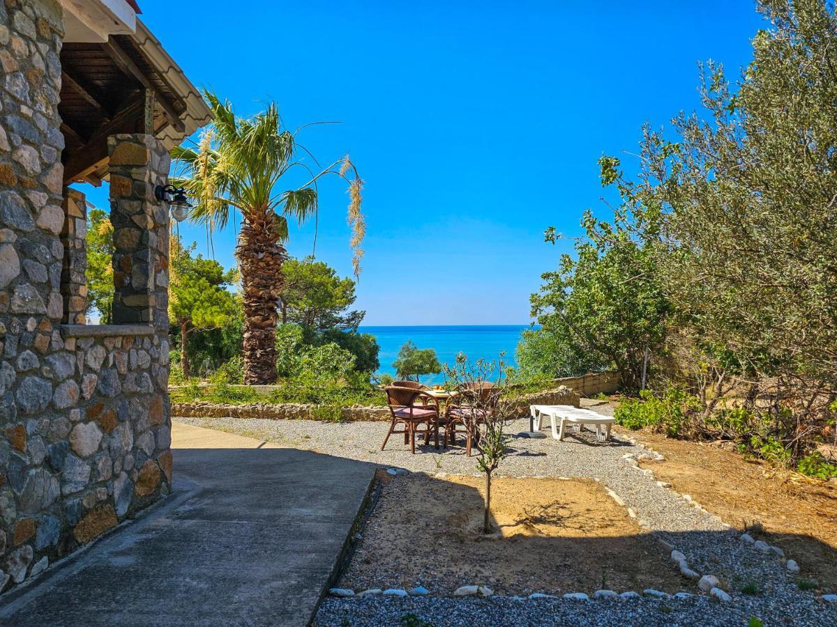 Aparthotel George Seaside Serviced & Pefki (Rhodes)
