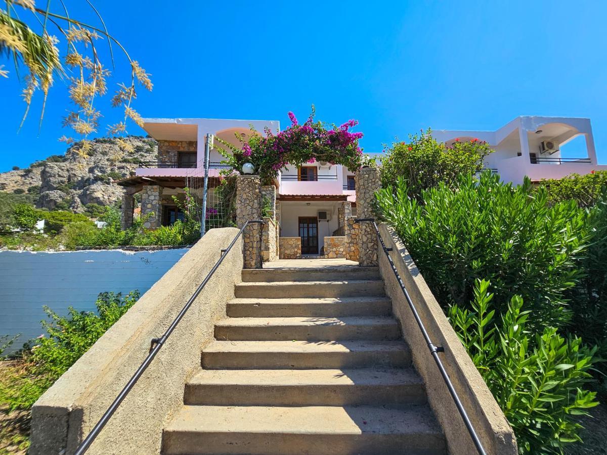 George Seaside Serviced & Pefki (Rhodes)